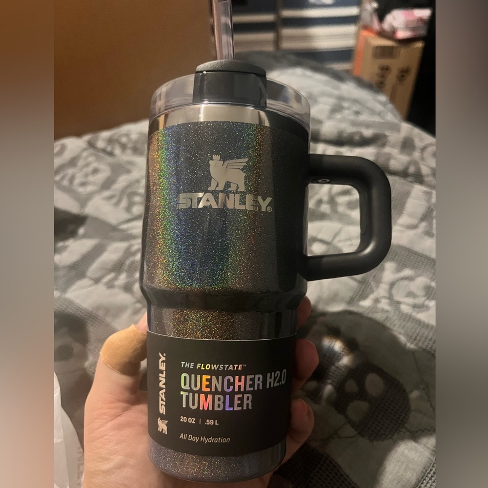 New 20oz midnight glitz Stanley tumbler !